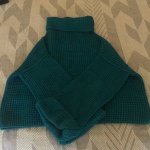 Free People chunk knot cotton sweater.